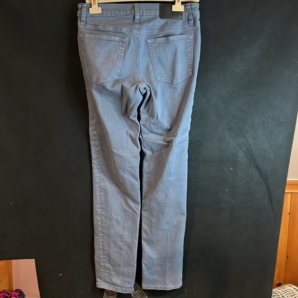 Express - Picture 2 of 5